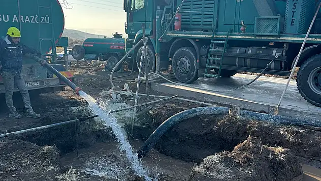Develi Öksüt'te Tarımsal sulama için ilk sondaj başladı