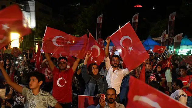 'Devlet Ve Millet İradesi Dışında Hiç Bir Gücü Tanımıyoruz'