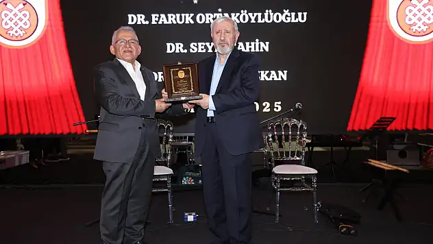 Doktor Başkan, meslektaşlarıyla iftarda buluştu