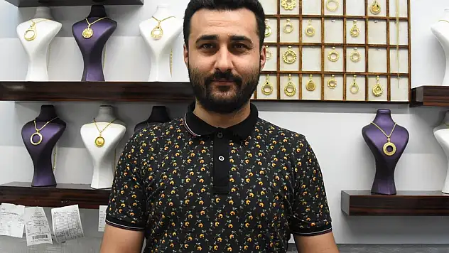 DOLAR DA ARTIŞ DEVAM EDİYOR