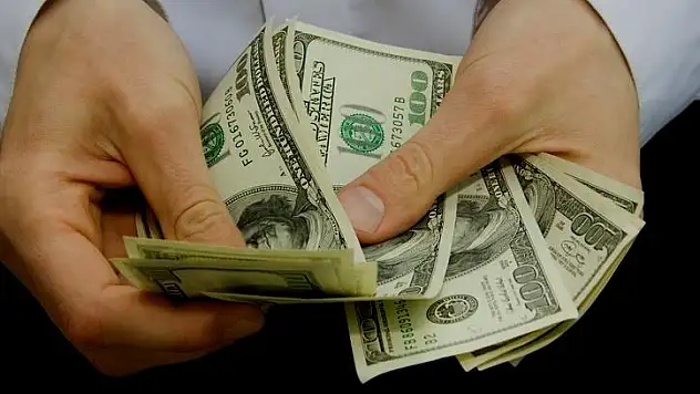 Dolar Kuru Güne Düşük Seviyeden Başladı !