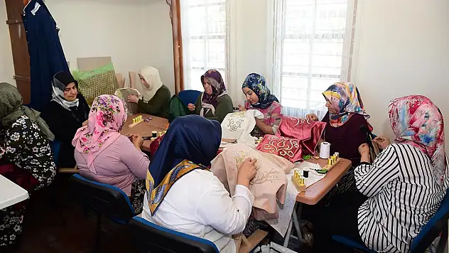 Dulkadiroğlu Konağında Kurslar Devam Edecek
