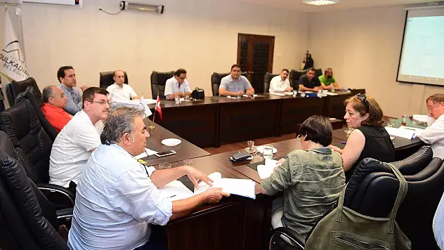 DULKADİROĞLU'NDA TARİHİ TOPLANTI