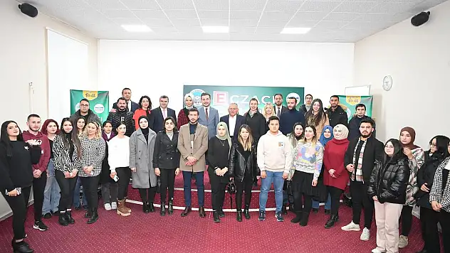 'ECZACI ASİSTANLIĞI' KURSU BAŞLADI