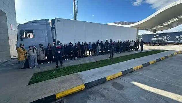 Edirne'de 36 kaçak göçmen yakalandı