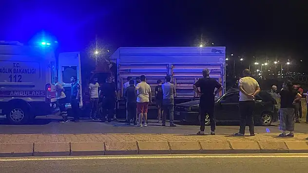 Ehliyetsiz kamyon şoförü kaçtı