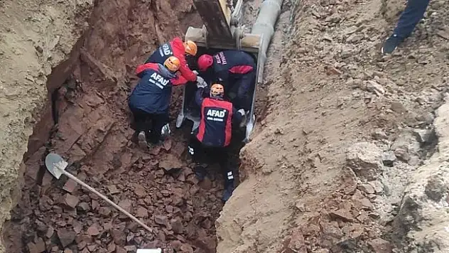 Elazığ'da Göçük: 1 ölü, kurtarma çalışmaları sürüyor