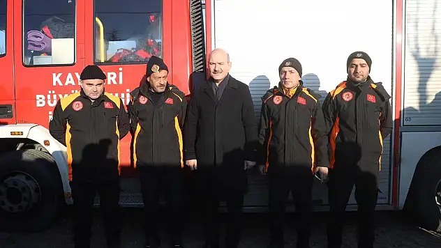 ELAZIĞ'DAKİ KAYSERİ İTFAİYESİ'NE BAKAN SOYLU'DAN TEŞEKKÜR