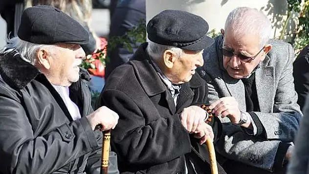 Emekli bayram ikramiyesi ödeme tarihi belli oldu!