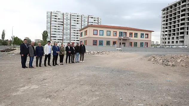 En Çok Okul Yapan Belediye