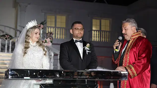Enes Büyükkılıç evlendi