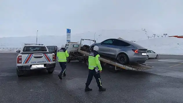 Erciyes'te drift yapan sürücüye idari işlem