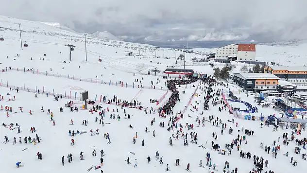 Erciyes'te hafta sonu yoğunluğu