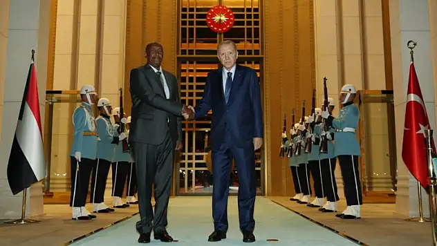 Erdoğan ve el-Burhan görüşmesi