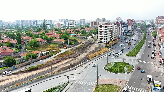 ERKİLET BULVARI YAPILIYOR