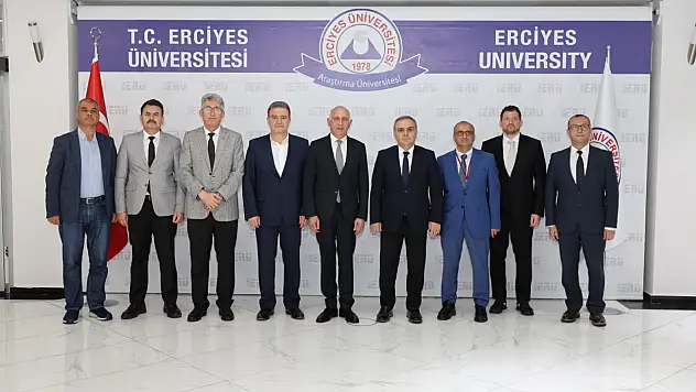 ERÜ'de Hayırsever İş İnsanı Asım Kibar Anıldı