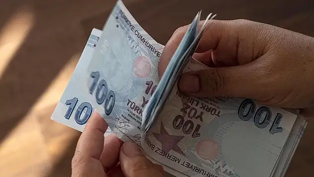 Evde bakım yardımı ödemeleri hesaplara yatırılıyor