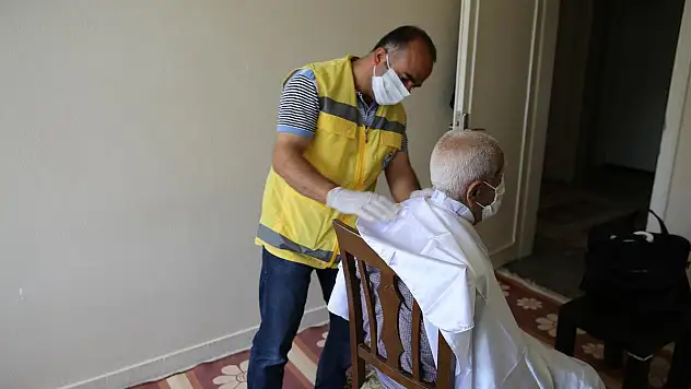 EVDE BAKIMLA YÜZLER GÜLMEYE DEVAM EDİYOR