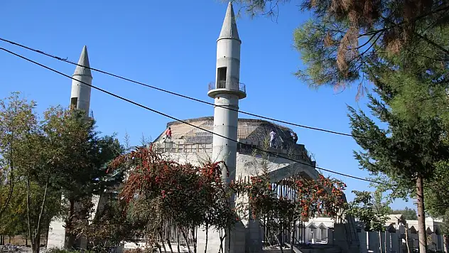 EYYÜP NEBİ'DE CAMİ VE KÜLLİYE İNŞAATI SÜRÜYOR