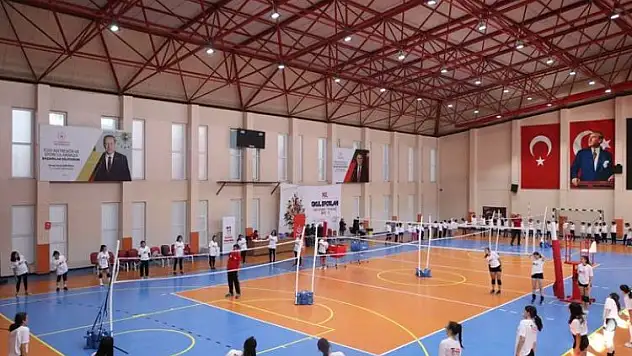 Fabrika Voleybol Kayseri'de faaliyete başladı
