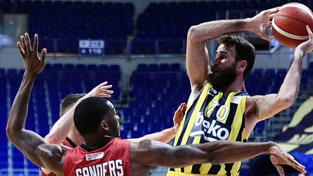 Fenerbahçe Beko, Sahasında Gaziantep Basketbol'u Geçti