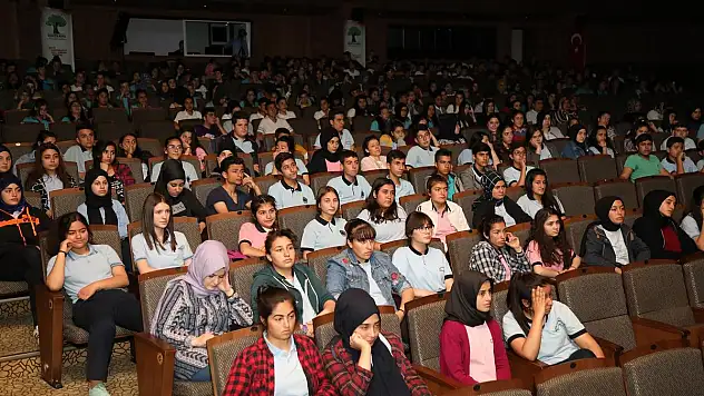GAZİANTEP'TE YAŞLILIK VE UNUTKANLIK SEMİNERİ