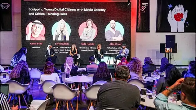 Gençler sorumlu dijital vatandaşlar olmaya teşvik ediliyor