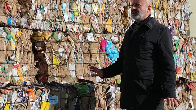 'Geri Dönüşümle Çevreye Katkı Sağlıyoruz'