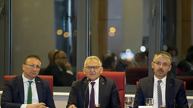 'Gitmediğimiz Yer, İlgilenmediğimiz İş Yok'
