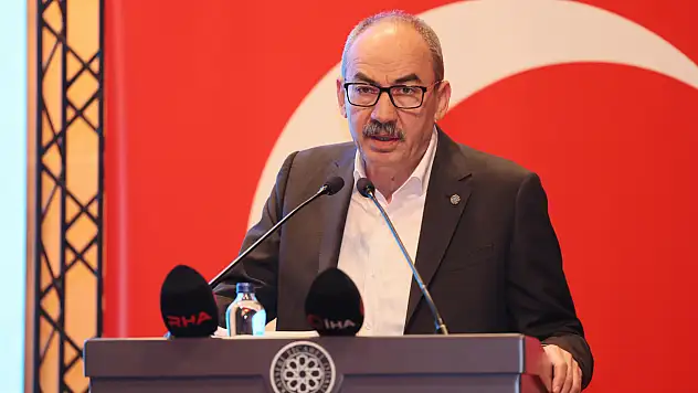 Gülsoy: 'Belirsizlik Ekonominin En Büyük Engelidir'