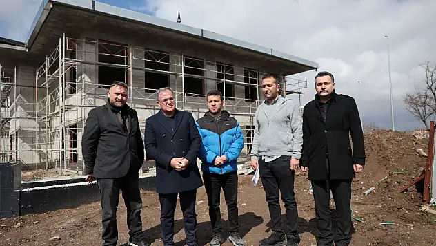 Hacılar'da Cami ve Gençlik Merkezi Projesi Hızla Yükseliyor