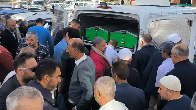 Karı Koca Hacılar'da defnedildi