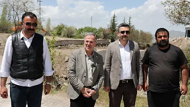 Hacılar'da taşkın koruma kanalı çalışması sürüyor