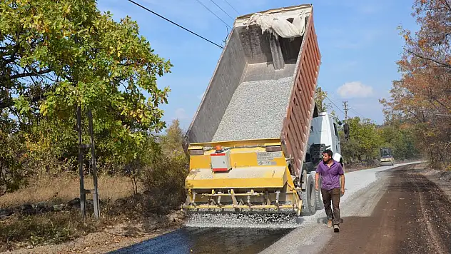 HACILAR'DA YOLLAR KIŞA HAZIR
