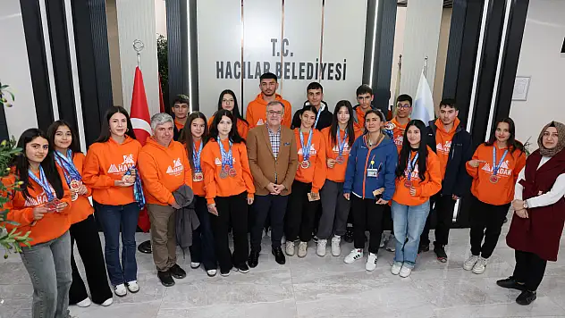 HADAK Sporcuları Başkan Özdoğan Tarafından Ödüllendirildi