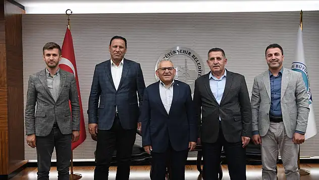 HAKKÂRİ DERECİK BELEDİYE BAŞKANI ÇETİNKAYA'DAN ZİYARET