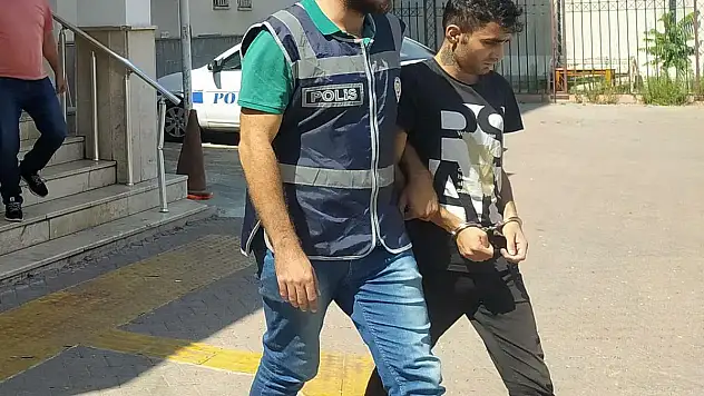 Hakkında kesinleşmiş hapis cezası bulunan 2 kişi yakalandı.