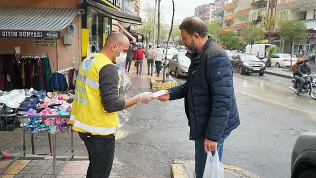 HALİLİYE 585 BİN MASKEYİ HALKA ULAŞTIRDI, HEDEF 1 MİLYON