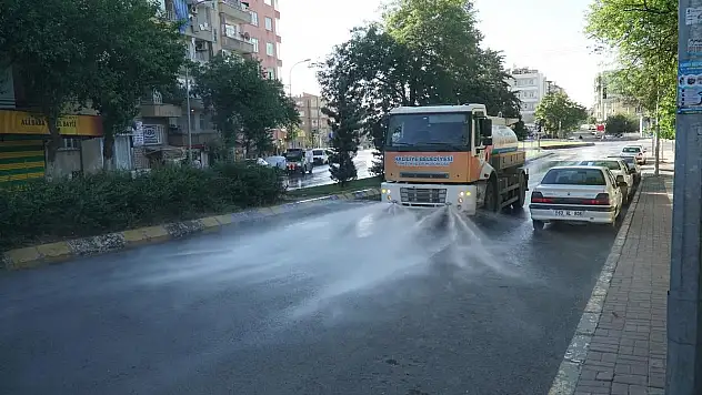 HALİLİYE'DE SALGIN TEDBİRLERİ ALINMAYA DEVAM EDİYOR