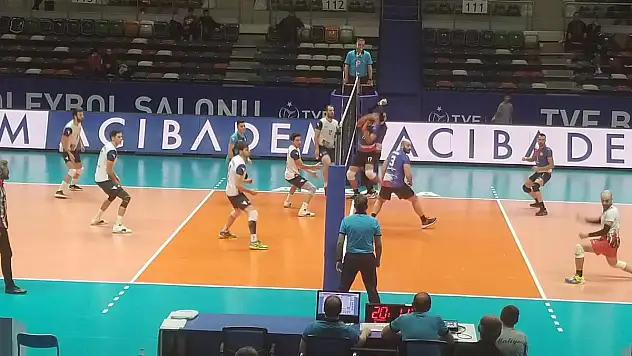 Haliliye Ekibi Efeler Ligi Yolunda Engel Tanımıyor
