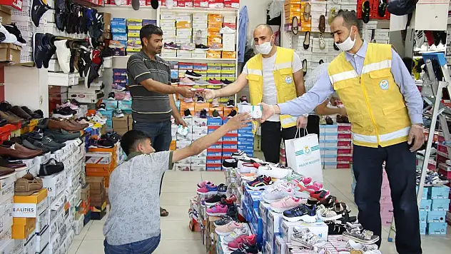 HALİLİYE VATANDAŞLARIN HEM BAYRAMINI HEM KANDİLİNİ KUTLADI