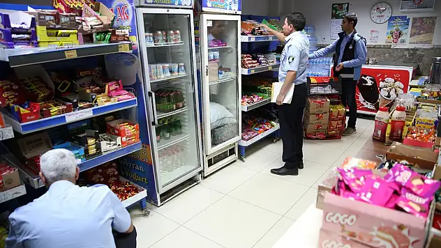 Haliliye Zabıtasından Kantinlere Sıkı Denetim