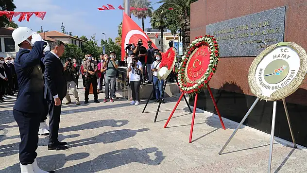 HATAY'IN ANA VATANA KATILIŞININ 81. YIL DÖNÜMÜ TÖRENLE KUTLANDI