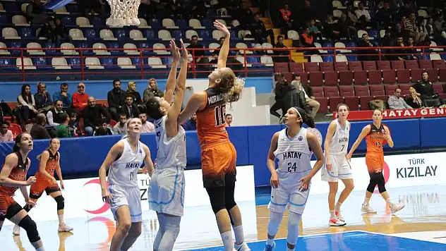 HATAY'IN MELEKLERİ EUROCUP'TA GALİBİYET SEVİNCİ YAŞADI