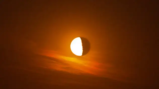 Hava olayı tutkunları Güneş tutulmasını izledi