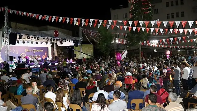 Haydar Karaaslan Türküleriyle Coşturdu