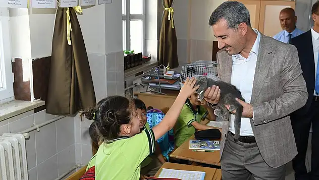 'Hayvan Sevgisini Özümsemek Vicdani Bir Sorumluluktur'
