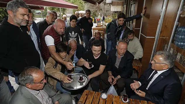 HER İŞİ YAKINDAN TAKİP EDİYOR