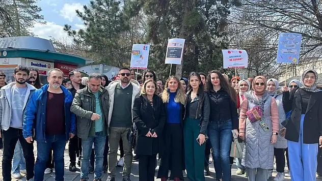 Her okula psikolojik danışman gerekiyor