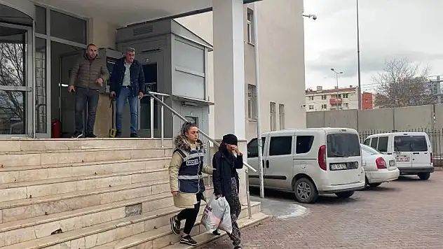 Hırsızlık Suçundan Aranan 2 Hükümlü Yakalandı